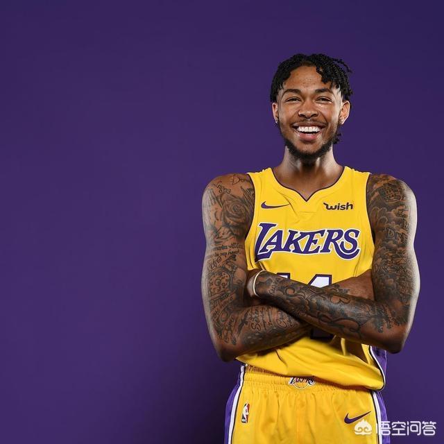 英格拉姆季后赛表现