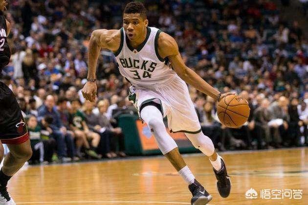 雄鹿大胜公牛队